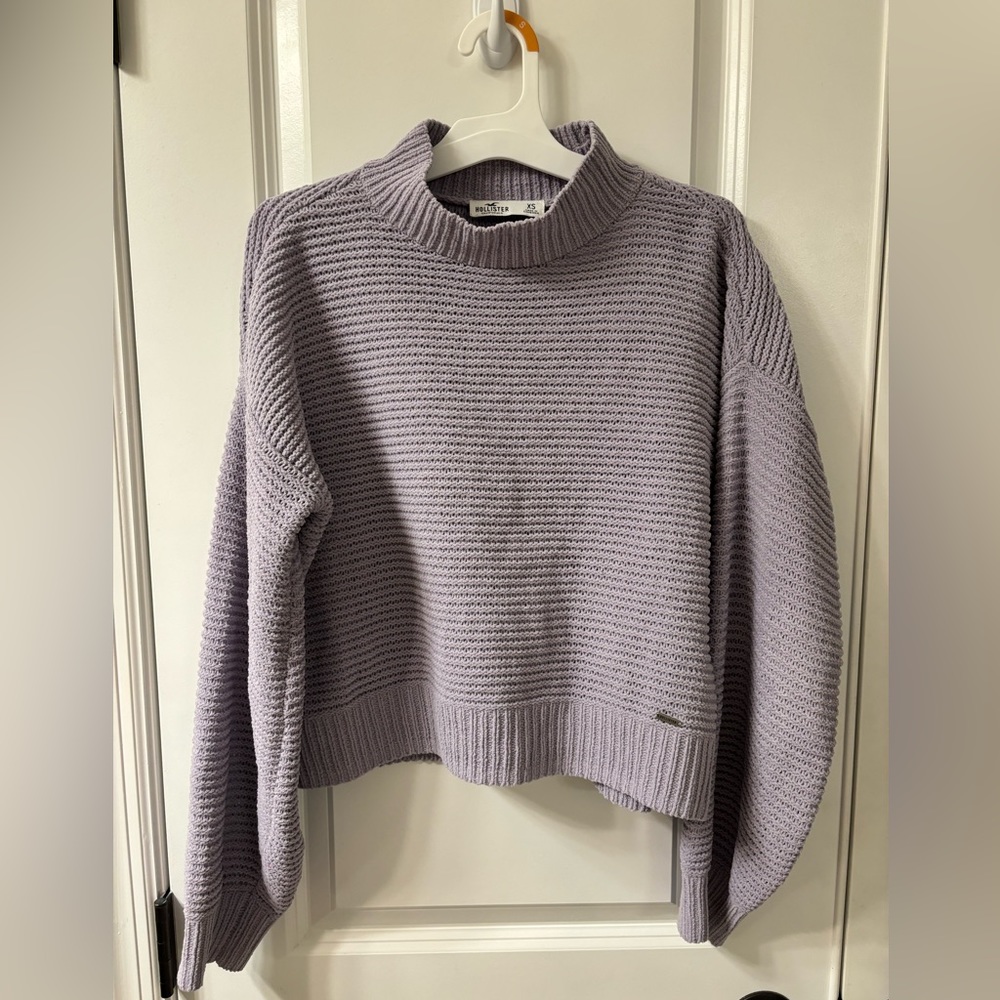 Hollister light purple sweater